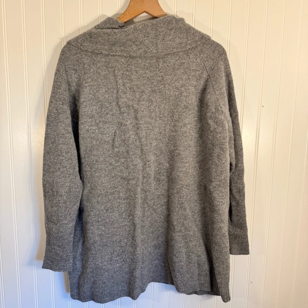Ellen Tracy 100% Wool Oversized Full Zip Up Long Cardigan Gray Size Medium - Picture 7 of 14